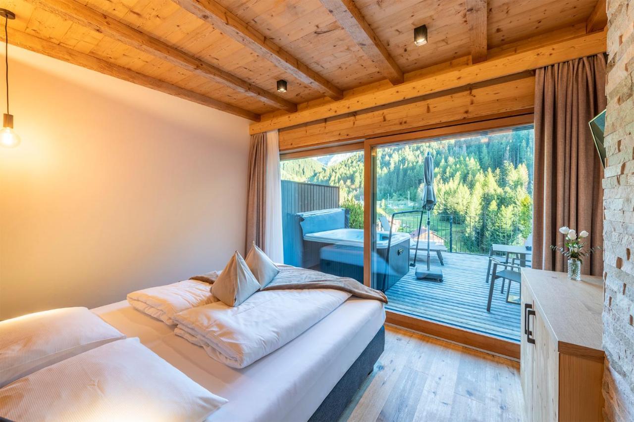 Hotel Alcialc La Val Zewnętrze zdjęcie